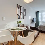 Z Widokiem Na Port - Visitopl Apartman