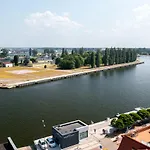 Apartman Z Widokiem Na Port - Visitopl
