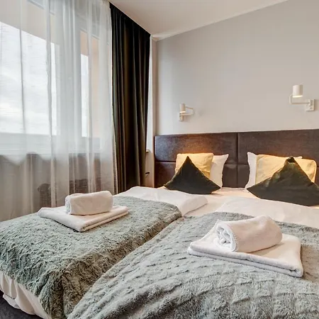 Apartman Z Widokiem Na Port - Visitopl