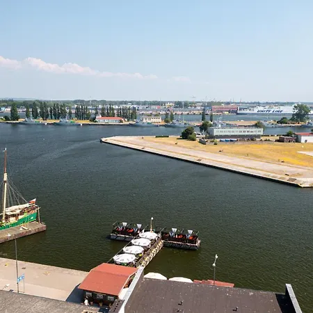 Z Widokiem Na Port - Visitopl *