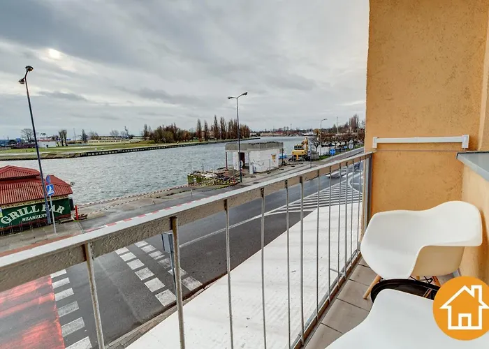 Z Widokiem Na Port - Visitopl