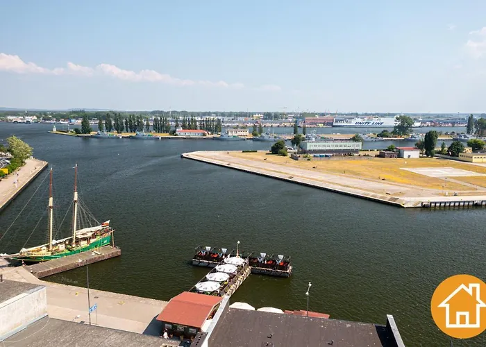 Z Widokiem Na Port - Visitopl *