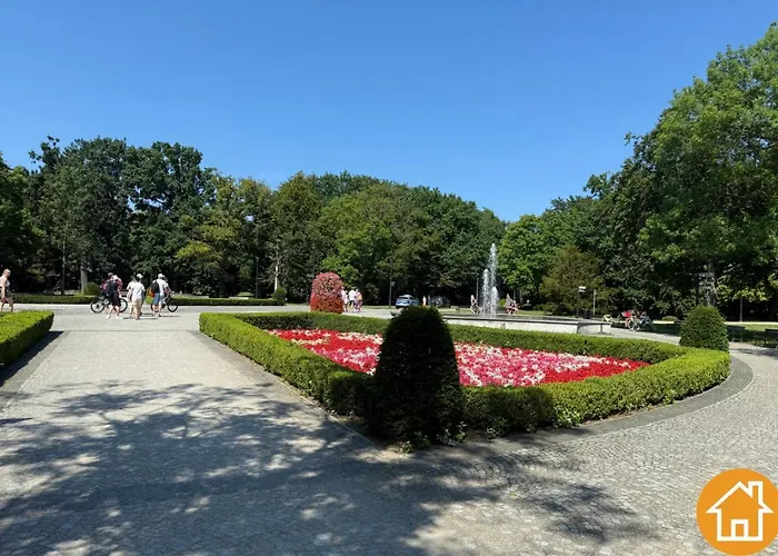 Z Widokiem Na Port - Visitopl Svinoústí