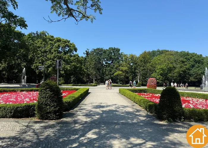 Z Widokiem Na Port - Visitopl Svinoústí